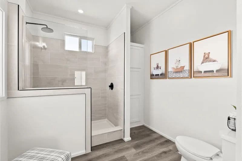 Summit bathroom home features